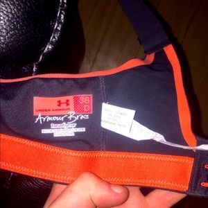 38d Under Armour sports bra